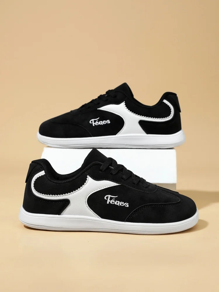 Breathable Unisex Wide-Toed Sneakers for Comfortable Walking