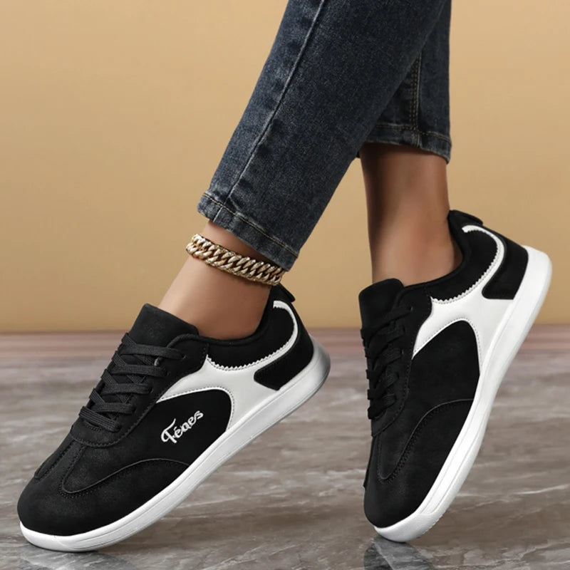 Breathable Unisex Wide-Toed Sneakers for Comfortable Walking