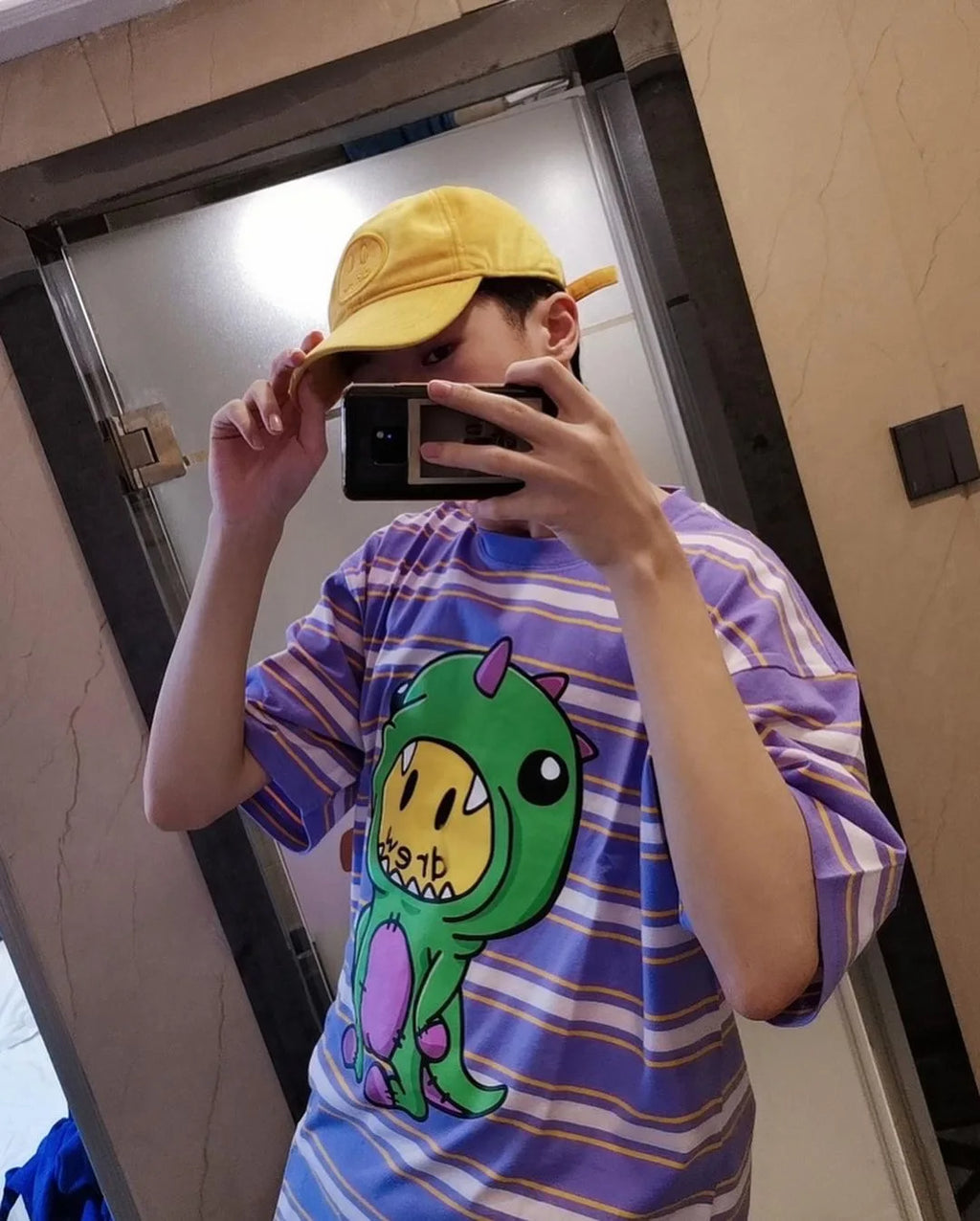 Men's Oversized Dinosaur Smiley Print T-Shirt | Casual Streetwear