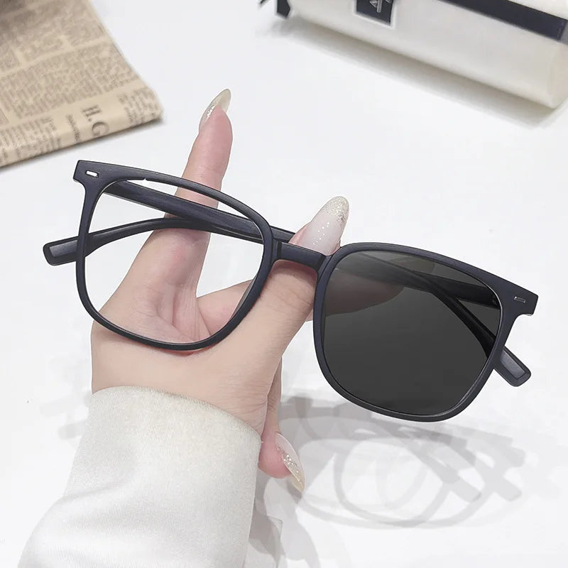 Photochromic Square Sunglasses for Unisex Stylish Travel