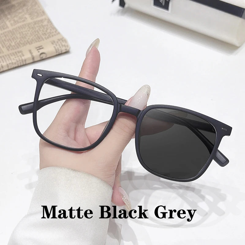 Photochromic Square Sunglasses for Unisex Stylish Travel