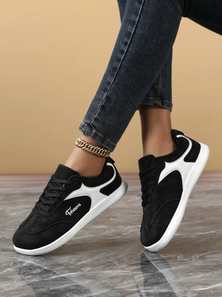 Breathable Unisex Wide-Toed Sneakers for Comfortable Walking