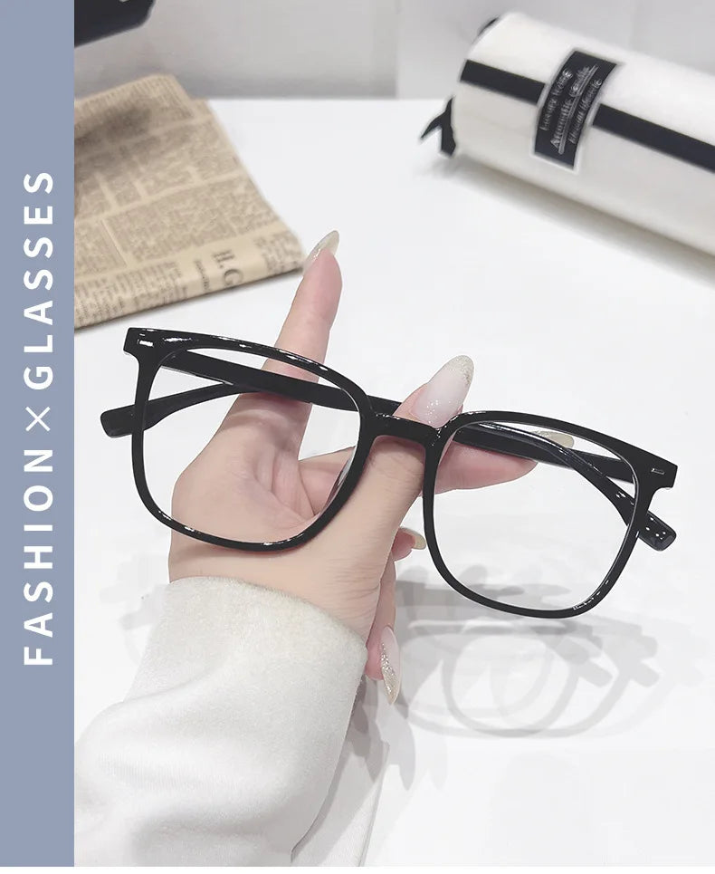 Photochromic Square Sunglasses for Unisex Stylish Travel